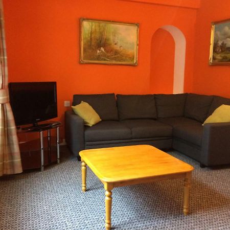 Central Dumfries Luaran gambar